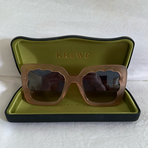 Krewe Elizabeth scallop sunglasses - Picture 3 of 6